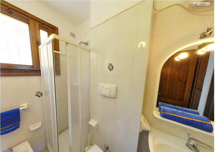 Bathroom 4, Il Borgo di Porto Corallo, Cagliari
