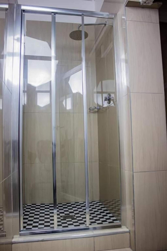 Bathroom, 18 on sherlock, Nelson Mandela Bay