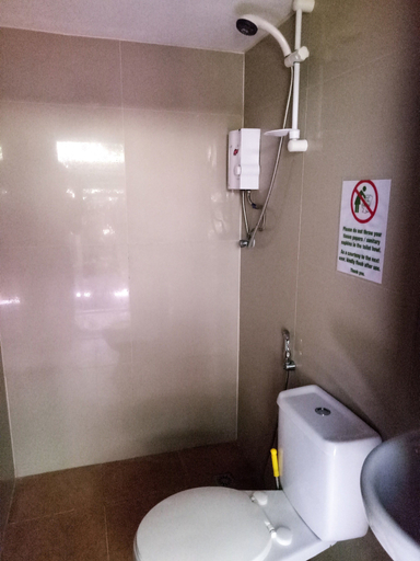 Bathroom 3, Shangri-La Resto Bar and Functions, Glan