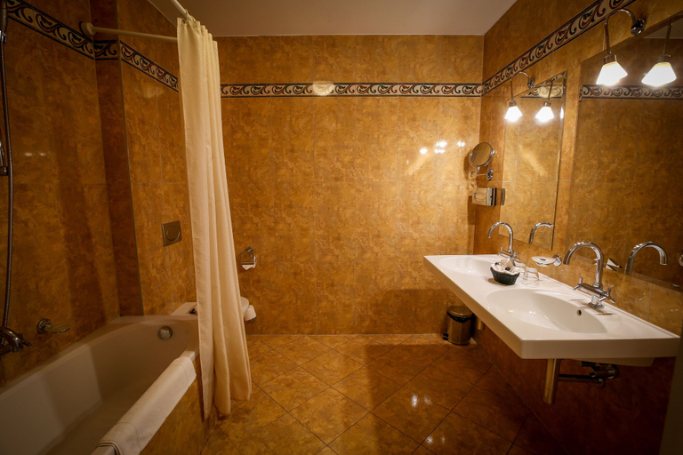 Bathroom 4, LH Hotel Dvorak Tabor, Tábor