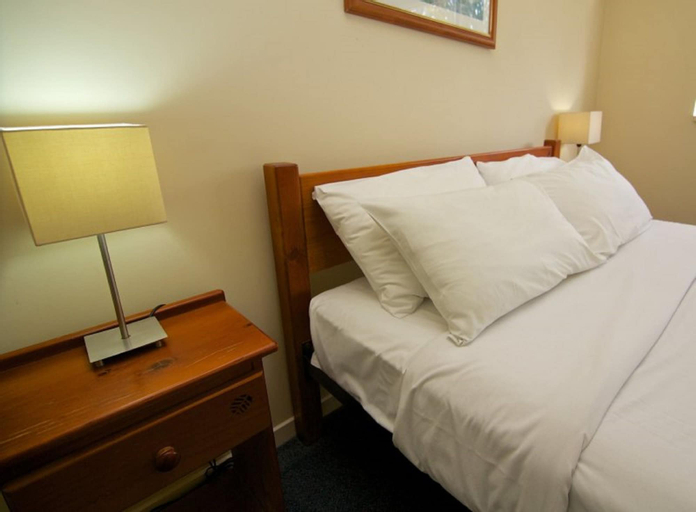 Bedroom 3, Blue Water Bay Luxury Villas, Gold Coast