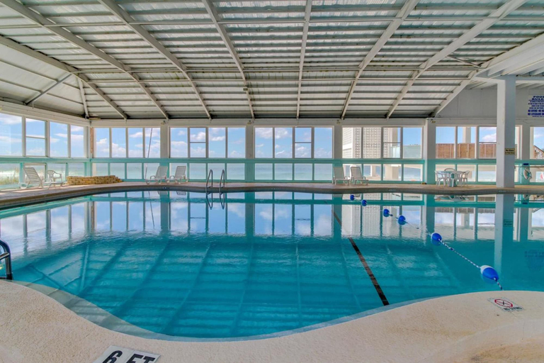 Sport & Beauty 4, Fontainebleau Terrace by Panhandle Getaways, Bay