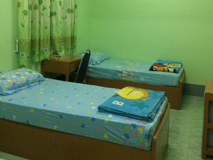 Others 3, Nay Chi Lin Hotel, Bassein