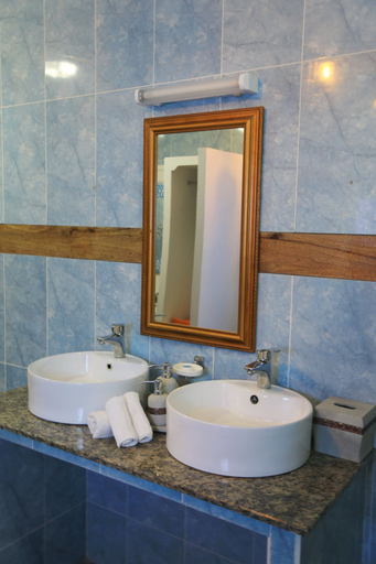 Bathroom 4, Villa Authentique
