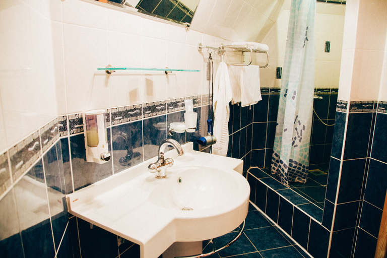 Bathroom 3, Bashnya Hotel, Bryansk