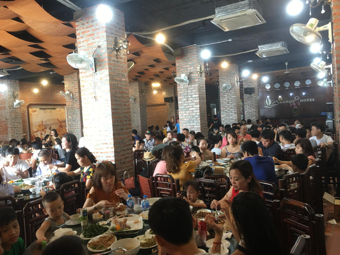 Food & Drinks 3, Moonlight Hotel - Oceanfront in Hải Tiến, Hoằng Hóa