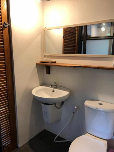 Bathroom 4, Anattaya Holiday Home, Ko Yao District