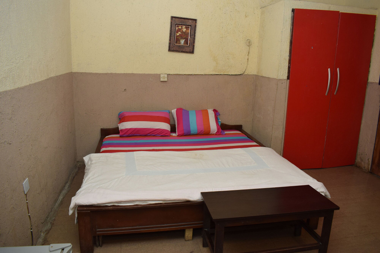 Bedroom 3, Wazobia Plaza Hotel, Ikeja