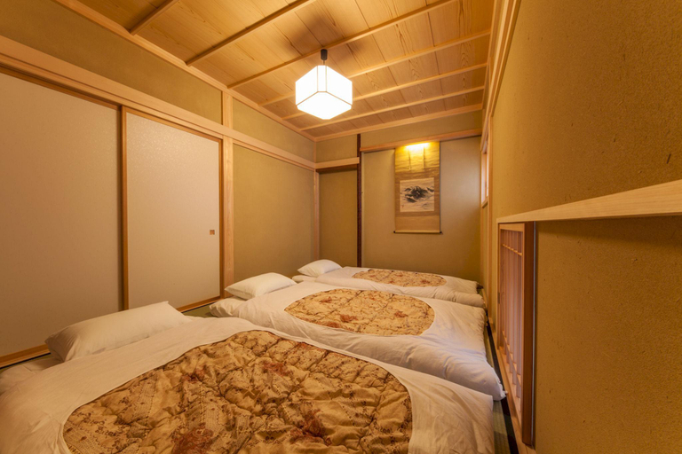 Bedroom 5, cup of tea, Takayama