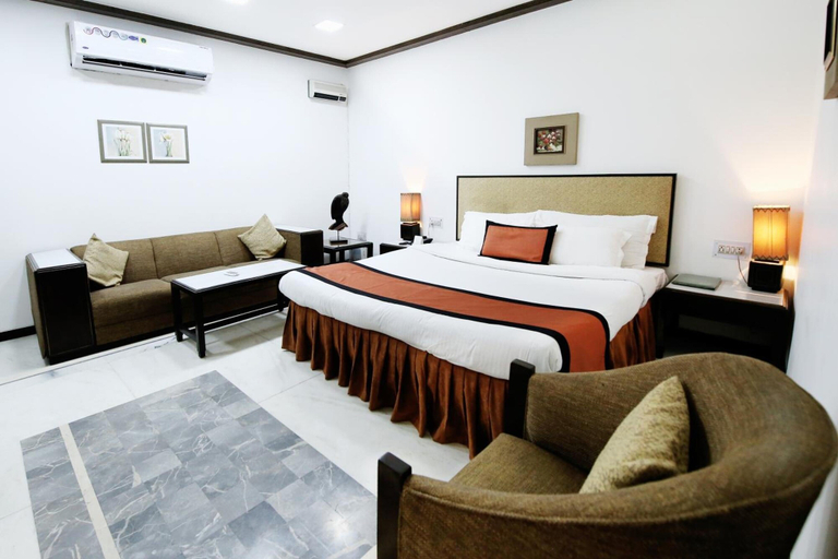 Bedroom 3, Hotel Yatrik, Kaushambi