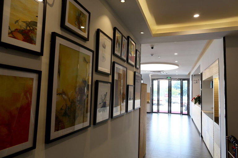Exterior & Views 4, Hampton Hotel, Qingyuan