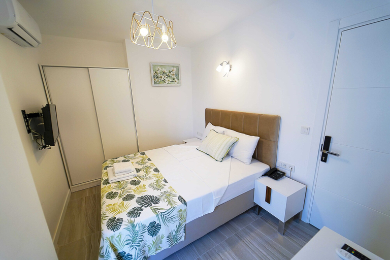 Bedroom 2, Tepehan Pansiyon, Seferihisar