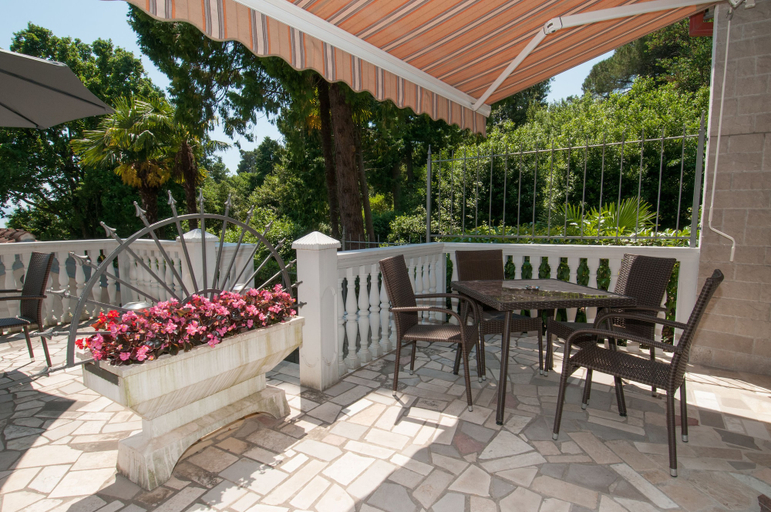 Others 5, Villa Salona, Opatija/Veprinac