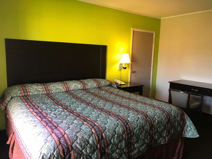 Bedroom 4, Woodville Inn, Tyler