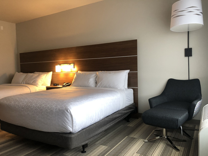 Bedroom 4, Holiday Inn Express & Suites MADISON WEST - MIDDLETON, Dane