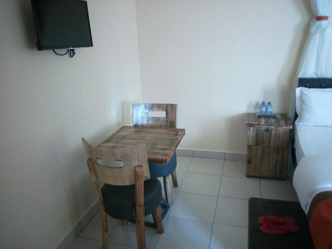 Others 4, Hotel Daddy's, Thika Town