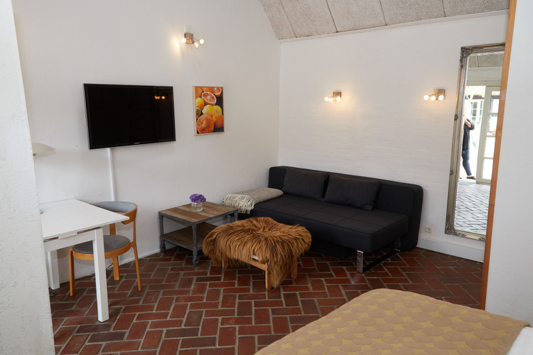 Bedroom 3, Fladbro Kro, Randers
