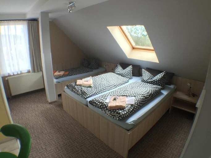 Bedroom 3, Pension Haus Mückenheim, Harz