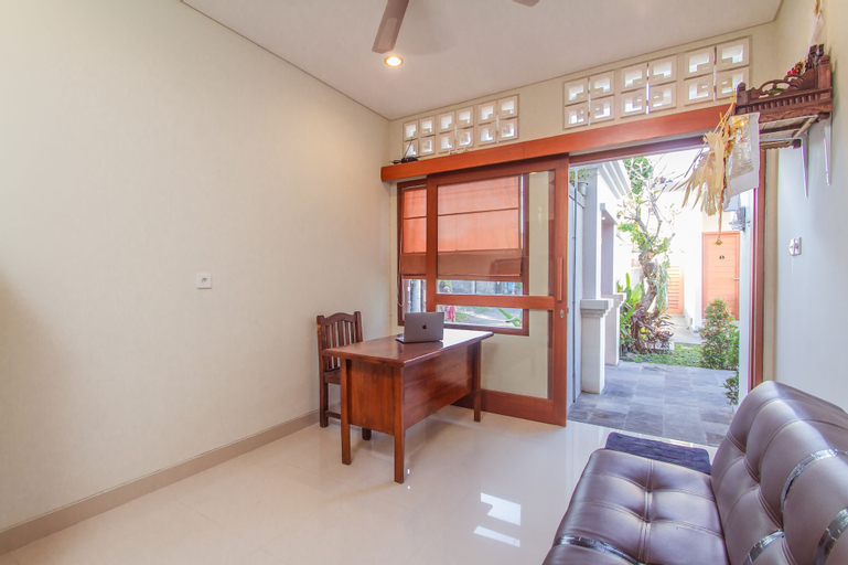 Public Area, Cening Ayu Sanur, Denpasar