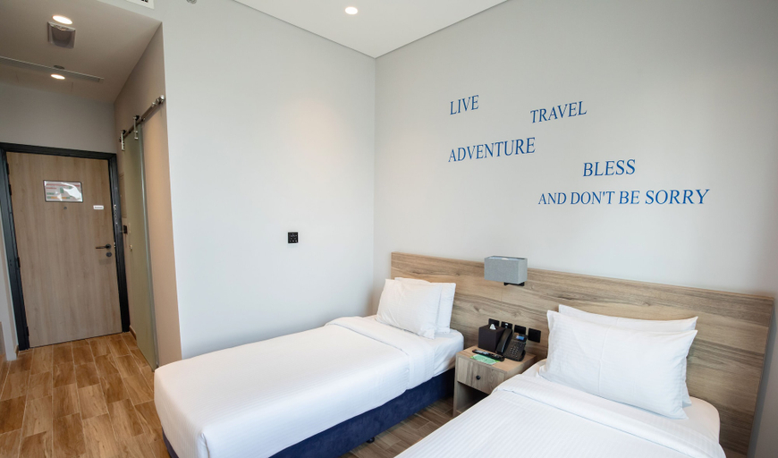 Bedroom 3, Kingsgate Hotel Al Jaddaf, Dubai