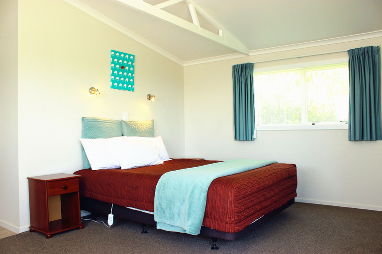 Bedroom 3, Te Awa Motel, Wanganui