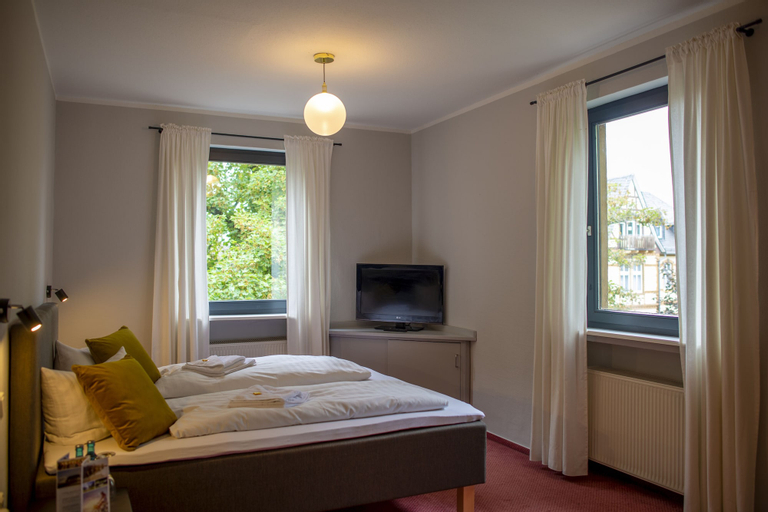 Bedroom 3, Schlosshotel Braunfels, Lahn-Dill-Kreis