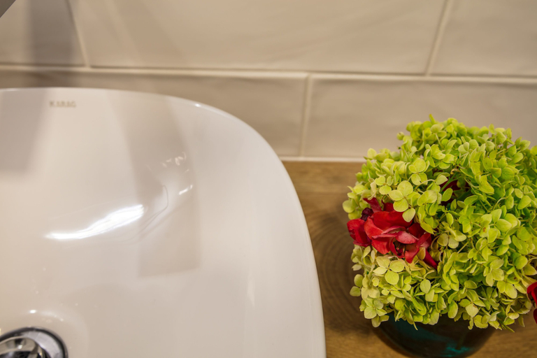 Bathroom 4, Reverence Hotel, Varna