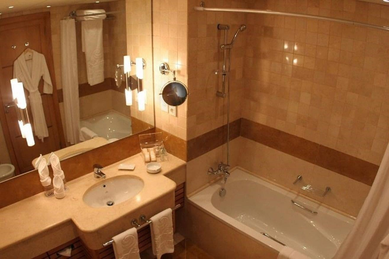 Bathroom, Safir Bhamdoun Hotel, Aley