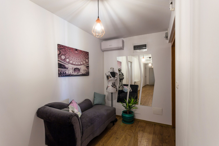 Others 5, Benjamin Franklin Suite, Municipiul Bucuresti