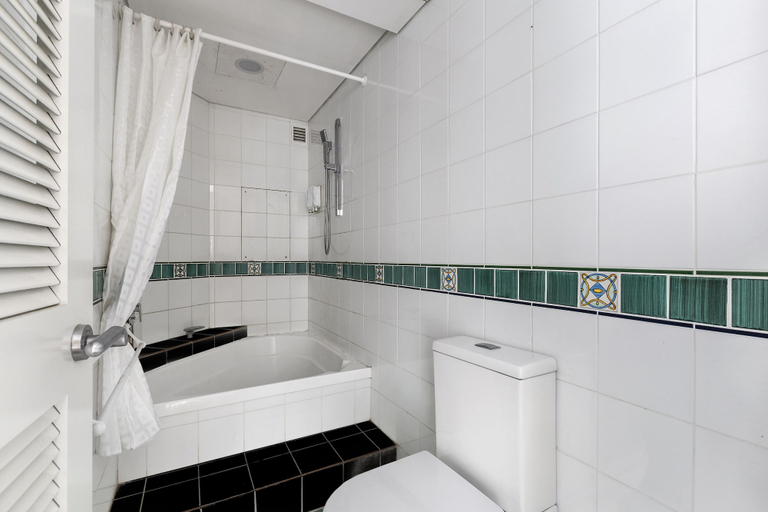 Bathroom 4, The Kooralbyn Valley, Beaudesert  - Pt C