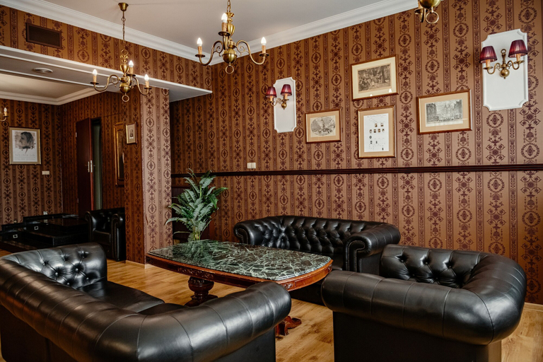 Others 4, Hotel Chopin, Sochaczew
