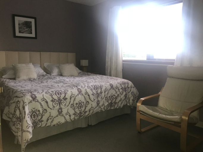 Bedroom 2, Amalfi Bed & Breakfast, Highland