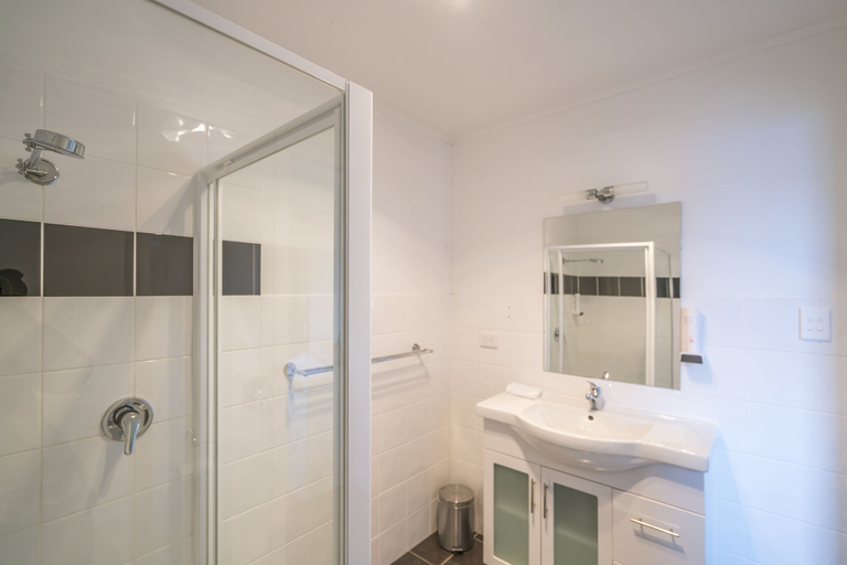 Bathroom 4, Tarraleah Estate, Central Highlands
