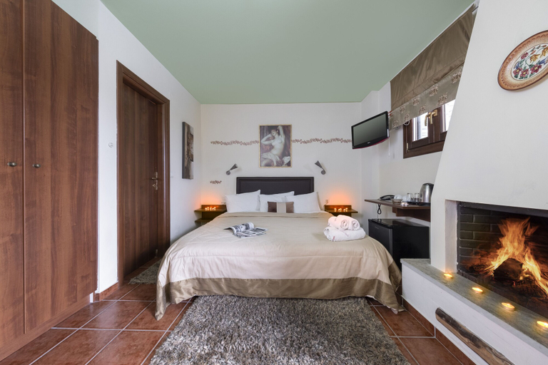 Bedroom 4, Petradi Hotel, Thessaly