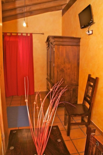 Others 4, Casa Rural Aingeru, Vizcaya