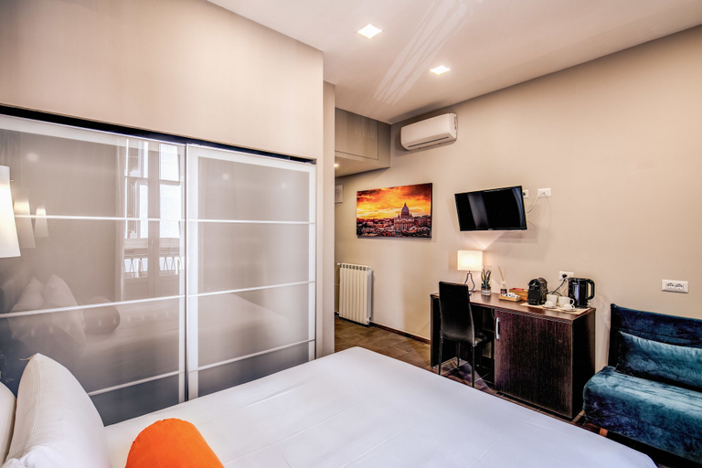 Bedroom 4, H501 Luxury Rooms, Rome