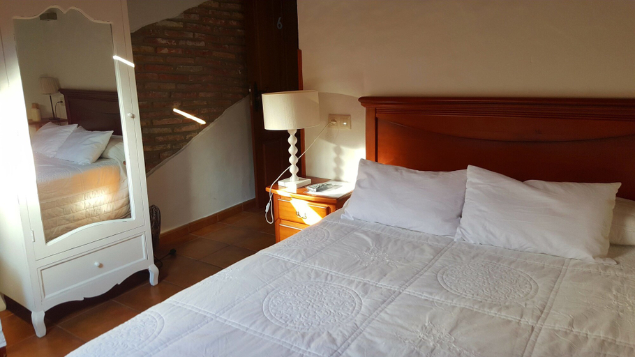 Bedroom 3, El Juacu, Asturias