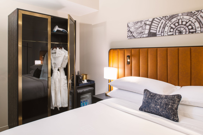 Bedroom 19
