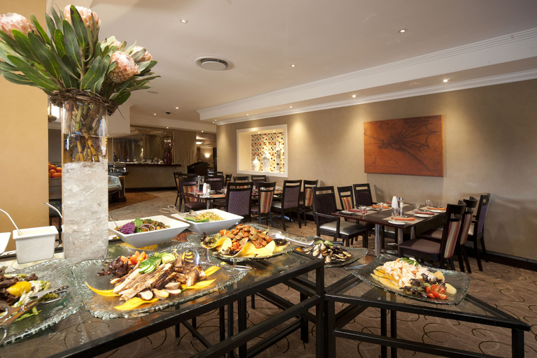 Food & Drinks 5, Southern Sun O.R Tambo, Ekurhuleni