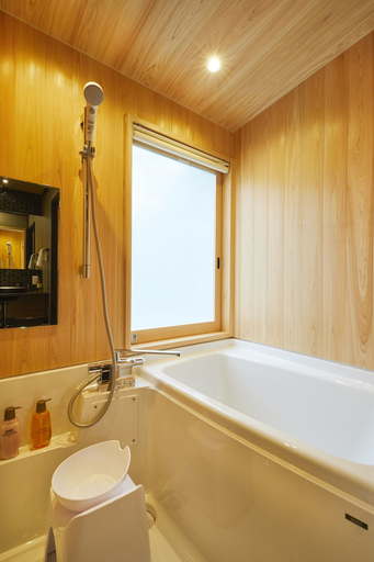 Bathroom 3, Rinn Shijo Takasegawa North, Kyoto