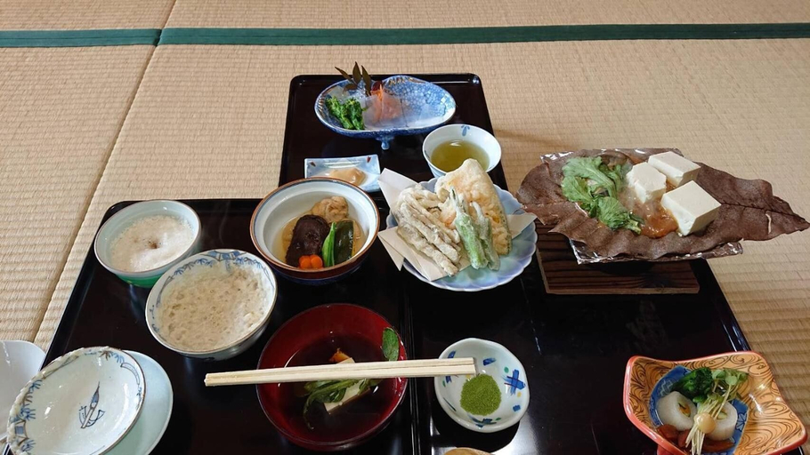 Food & Drinks 4, Aki Kokubunji Shukubou, Higashihiroshima