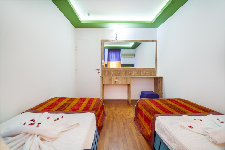 Bedroom 3, Alanya Damlatas Apart Hotel, Alanya