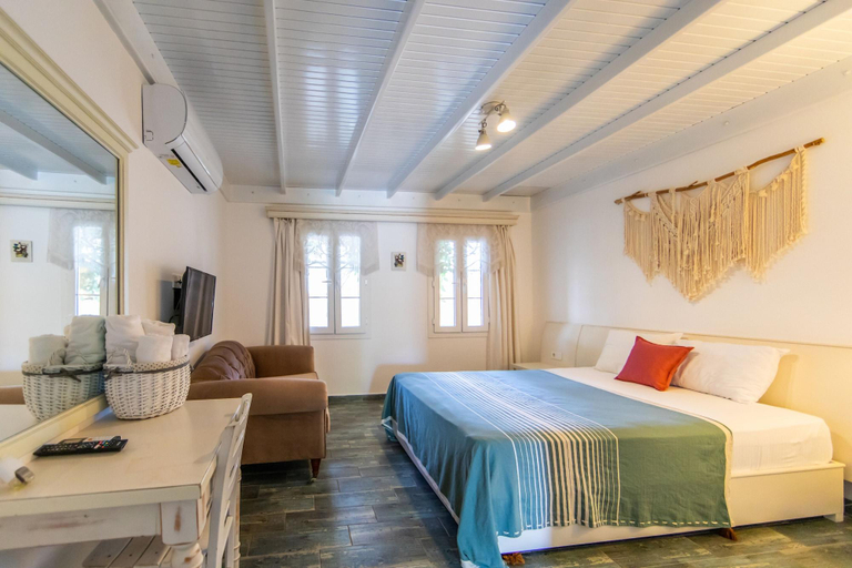 Bedroom 3, Kefi Beach And Suites, Bodrum
