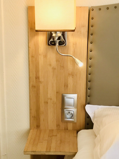 Bedroom 4, Résidence Hoche, Seine-Saint-Denis