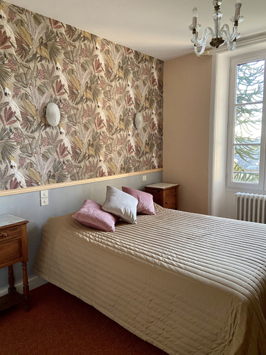 Bedroom 3, Le Saint Etienne, Corrèze