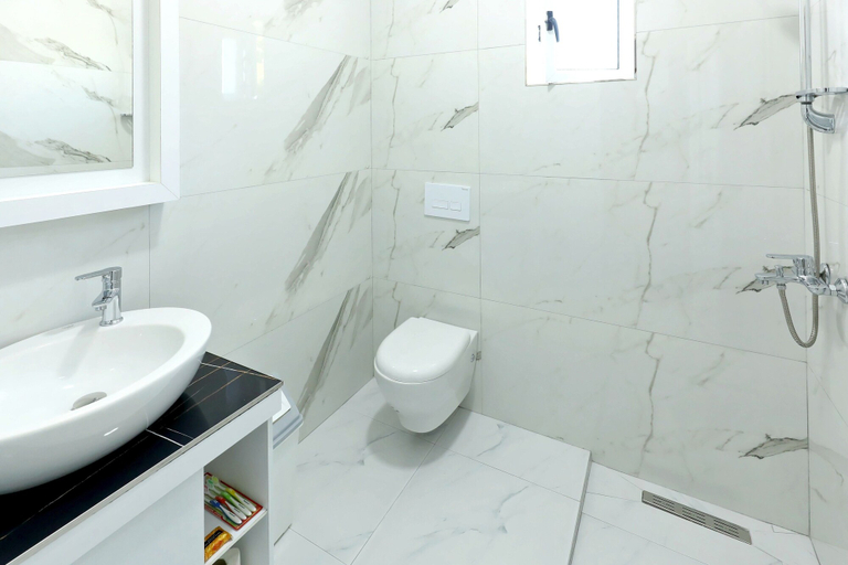Bathroom, Villa Doka, Sarandës