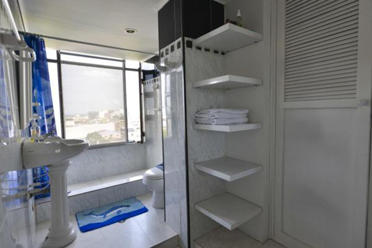 Bathroom 2, Apartamentos Bahia Fragata, San Andrés