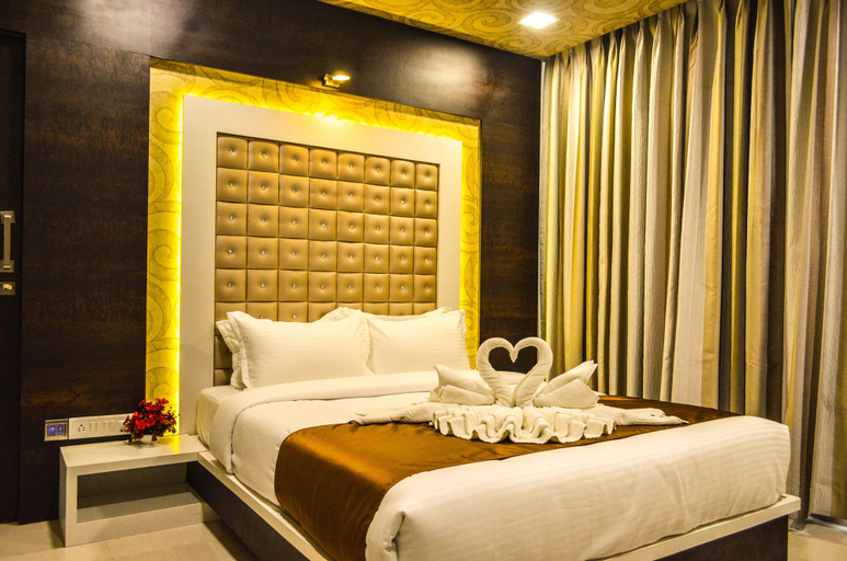 Bedroom 4, Rudra Shelter International, Palghar