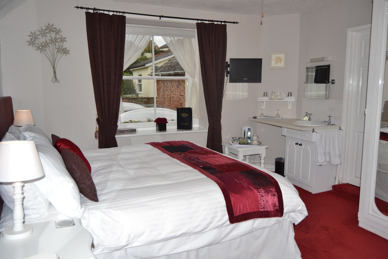 Bedroom 2, Exmoor House, Somerset