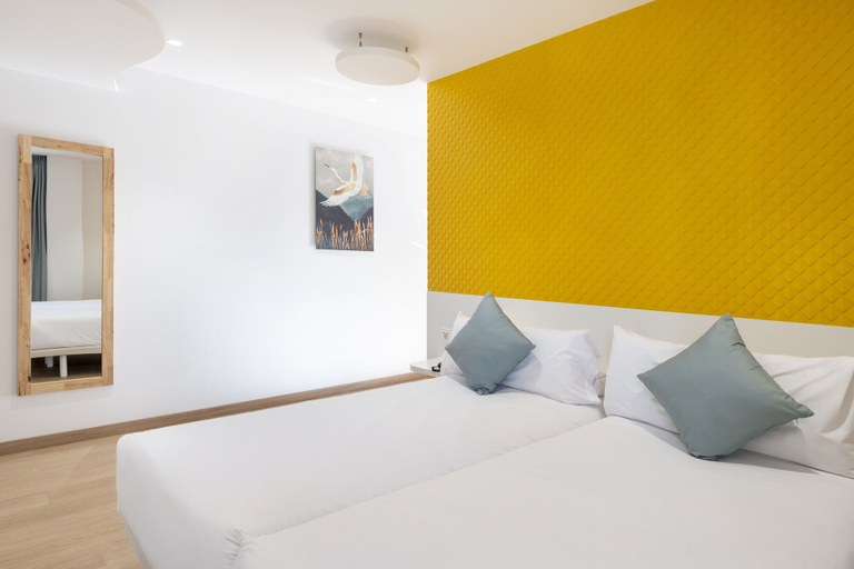 Bedroom 4, Odyssey Rooms, Alicante